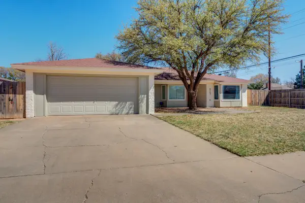 8107 Knoxville Avenue, Lubbock, TX 79423