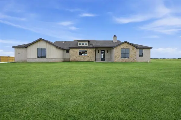 1203 County Road 7715, Lubbock, TX 79423
