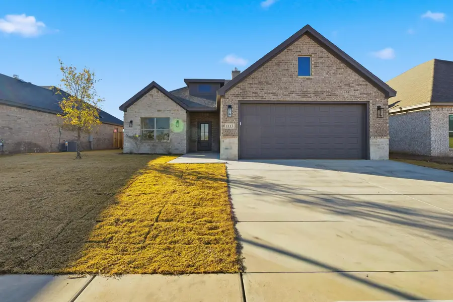 1113 N 6th Street, Wolfforth, TX 79382 - #2