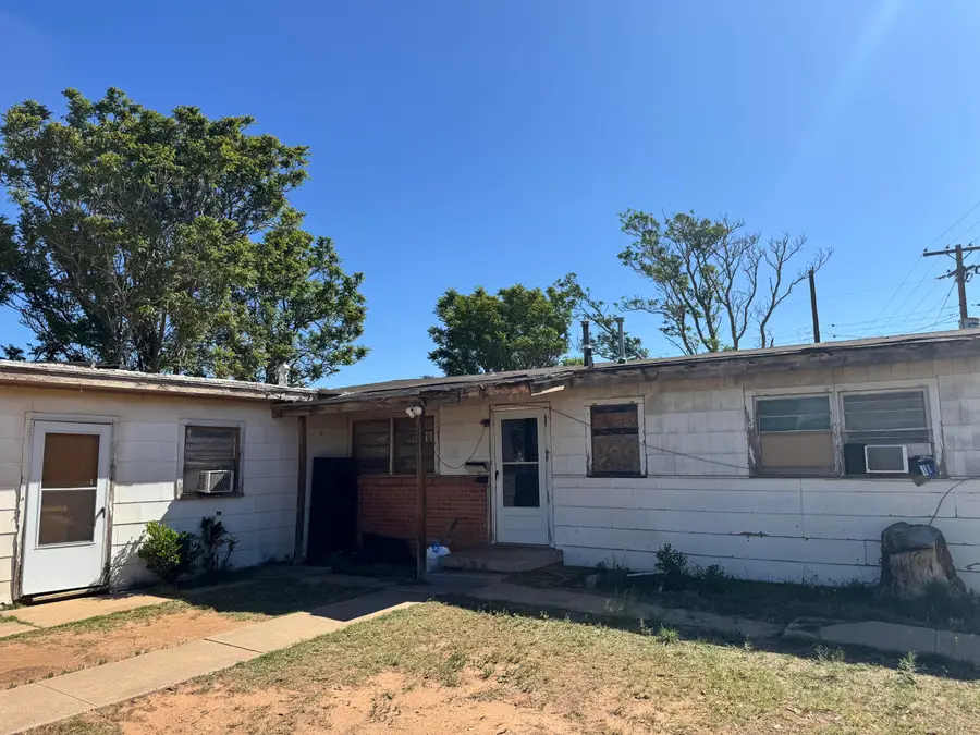 6127 Avenue Q, Lubbock, TX 79412 - #3