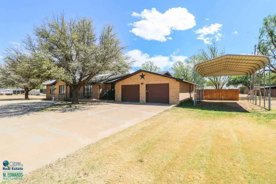 508 E Hay Street, Sudan, TX 79371 - #2