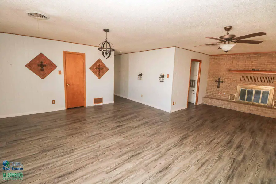 508 E Hay Street, Sudan, TX 79371 - #3