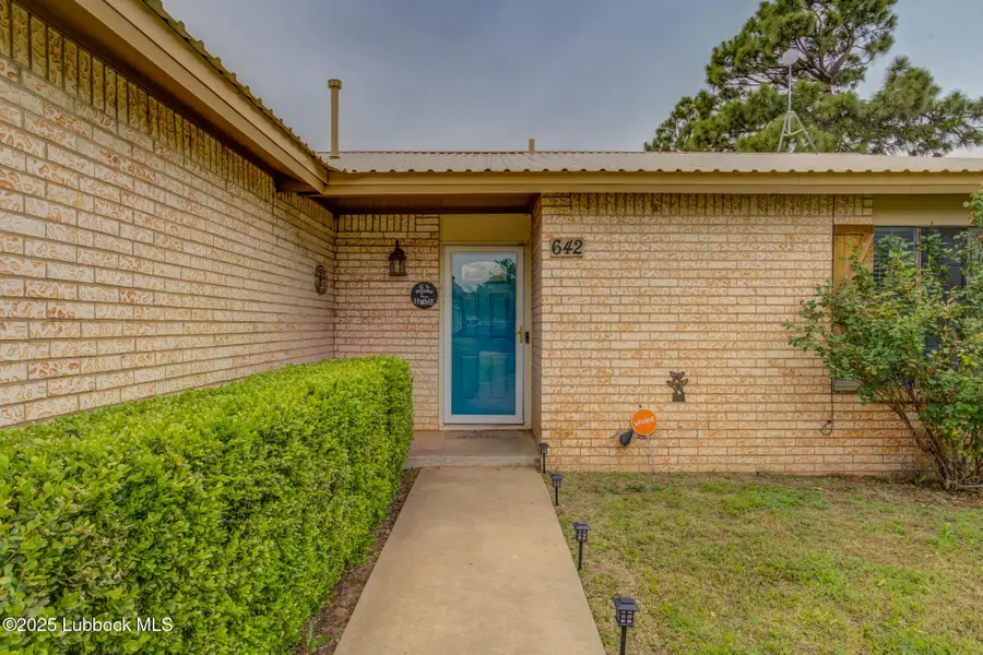 642 S Farmer, Crosbyton, TX 79322 - #3