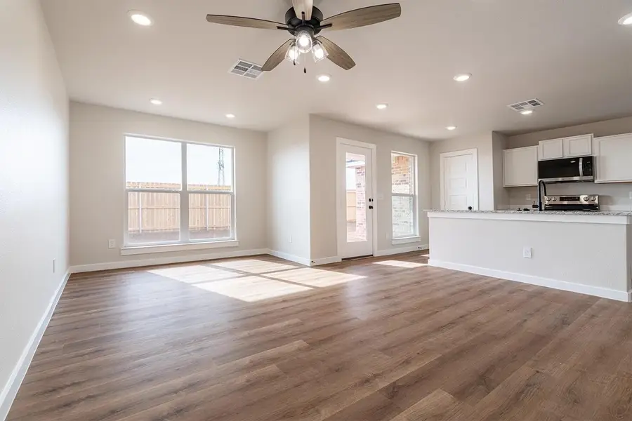 2204 Corpus Avenue, Wolfforth, TX 79382 - #2