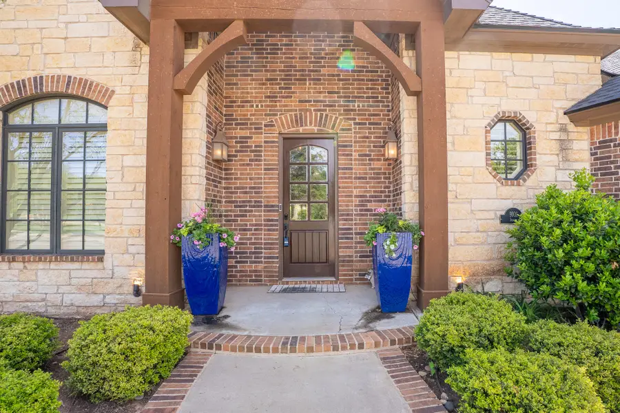 9101 Juneau Avenue, Lubbock, TX 79424 - #3