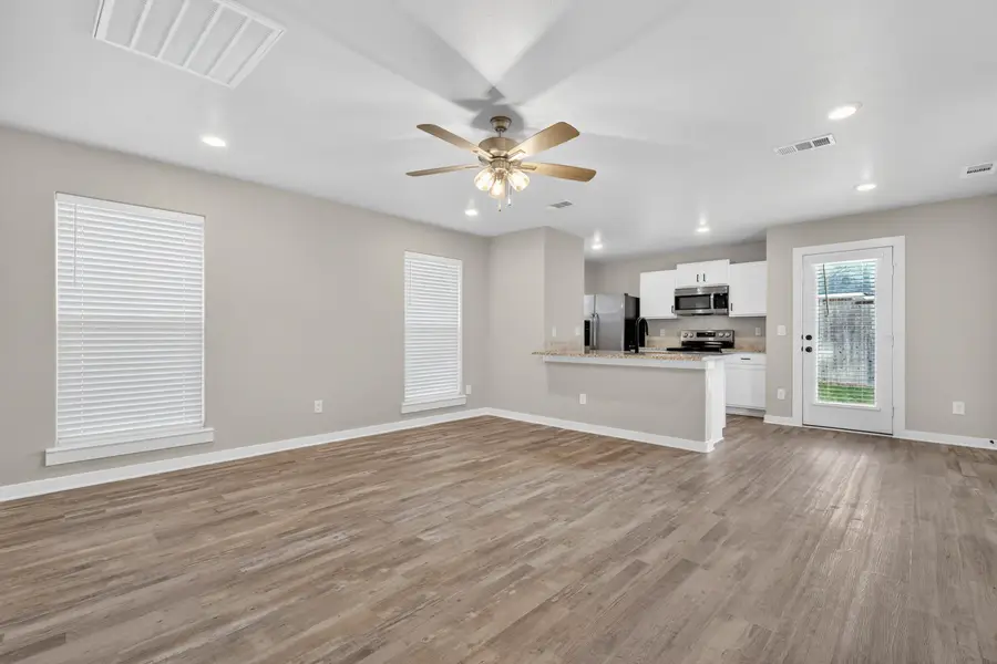 2005 Panhandle Avenue, Wolfforth, TX 79382 - #2