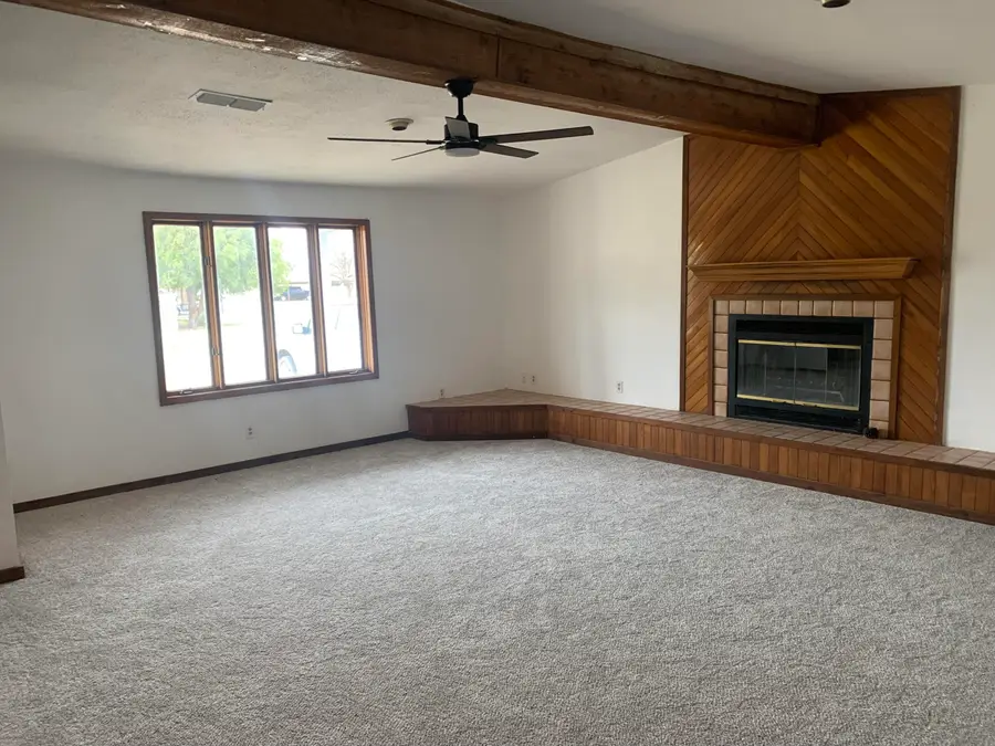 750 S 13th Street, Slaton, TX 79364 - #2
