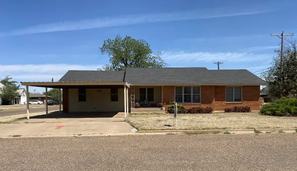 320 W Spruce Street, Lockney, TX 79241