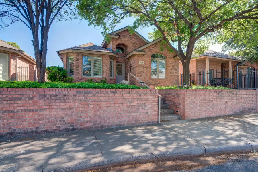 3215 63rd Street, Lubbock, TX 79413 - #2