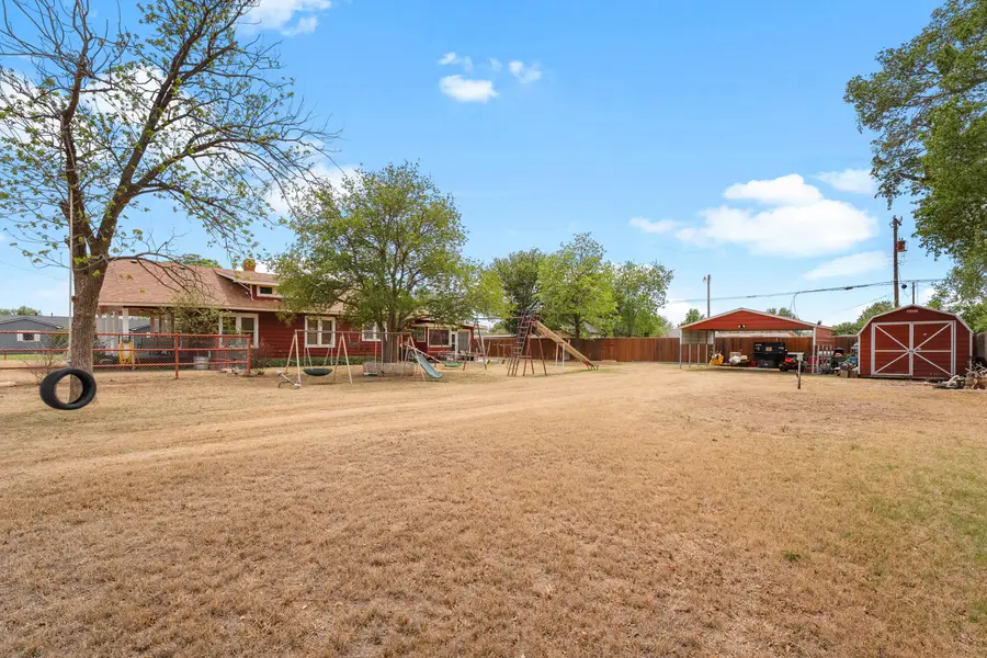 1401 Avenue K, Abernathy, TX 79311 - #2