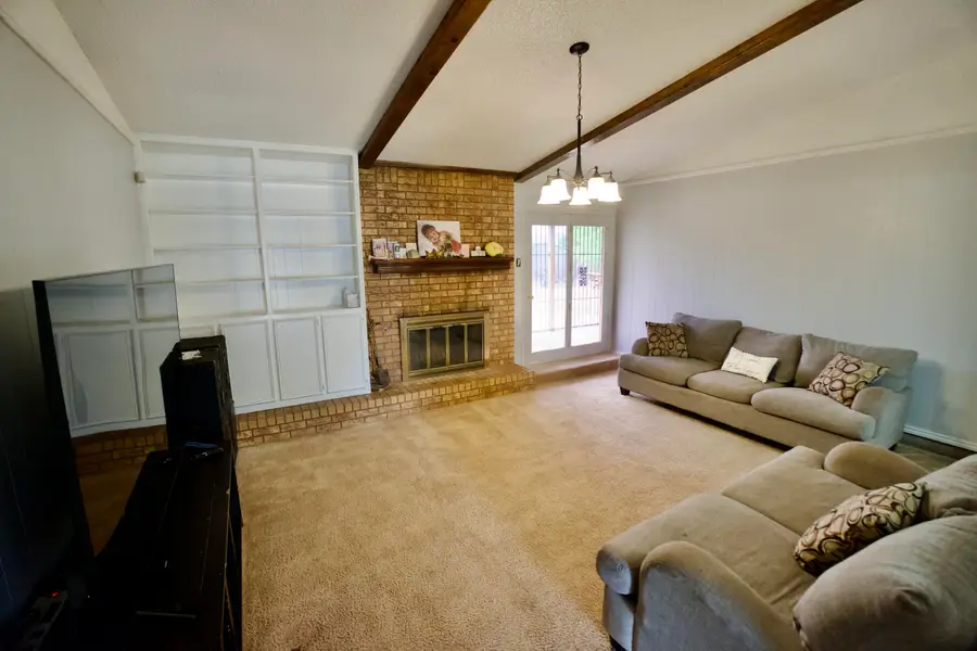 402 Ironton Avenue, Lubbock, TX 79416 - #2