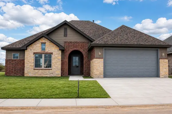 1009 N 5th Street, Wolfforth, TX 79382