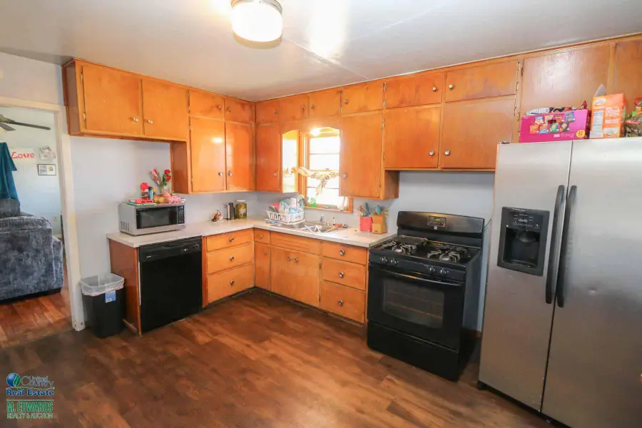 709 W Ross Street, Floydada, TX 79235 - #2