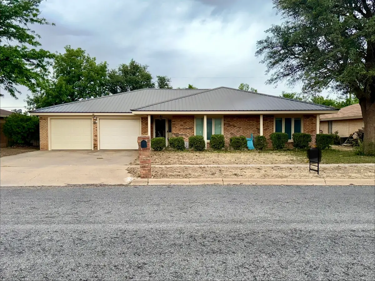 229 E 26th Street, Littlefield, TX 79339 - #1