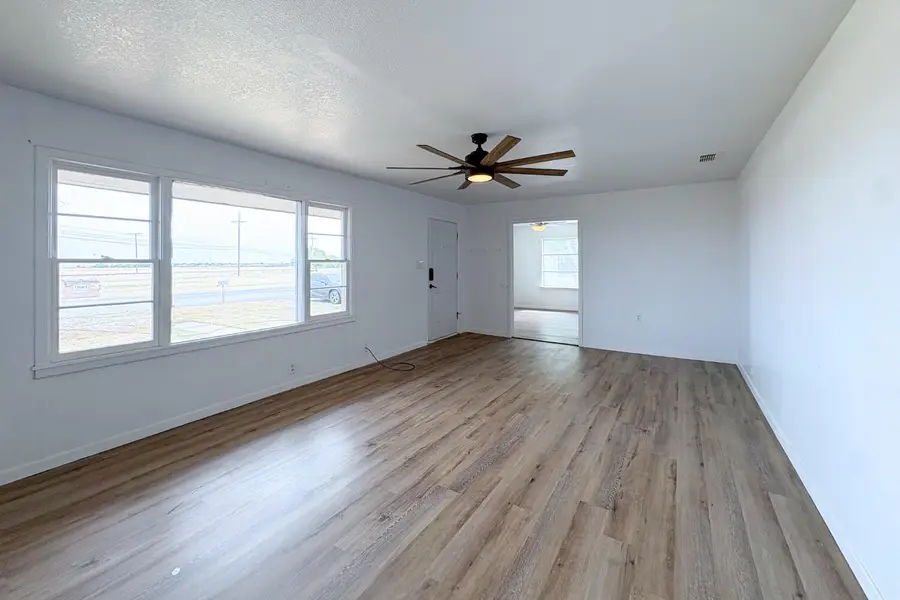 809 W 5th Street, Wolfforth, TX 79382 - #3