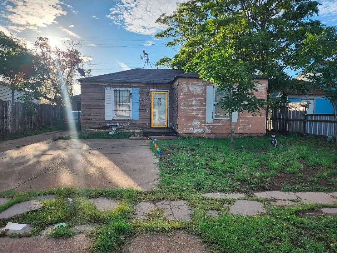 2609 Avenue K, Lubbock, TX 79411 - #1