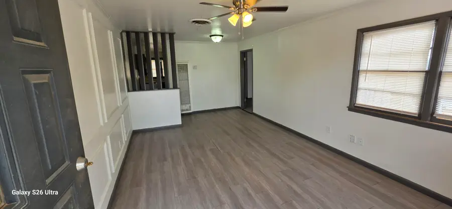 5512 Avenue G, Lubbock, TX 79404 - #2