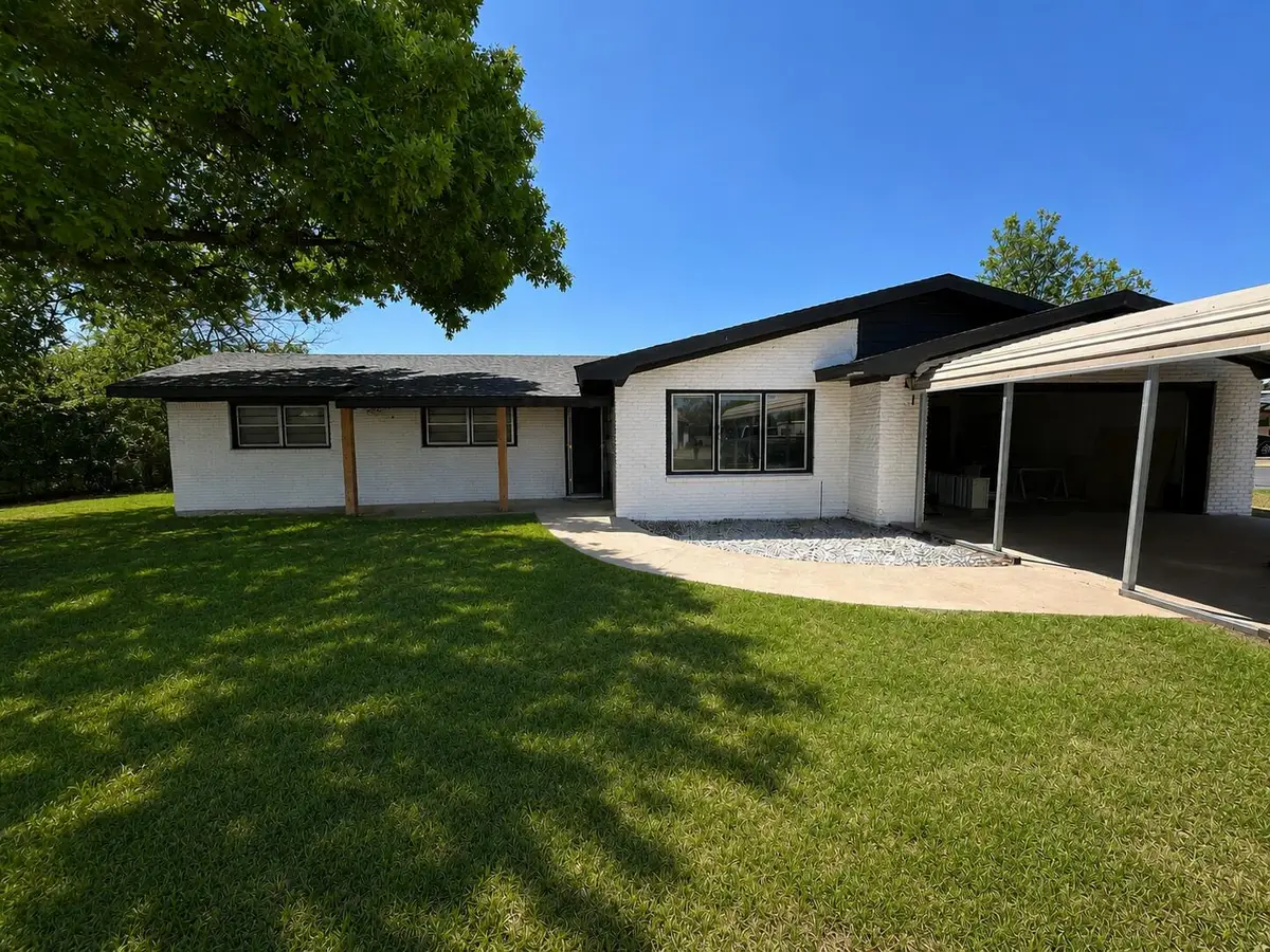 1729 W Ave E, Muleshoe, TX 79347 - #1