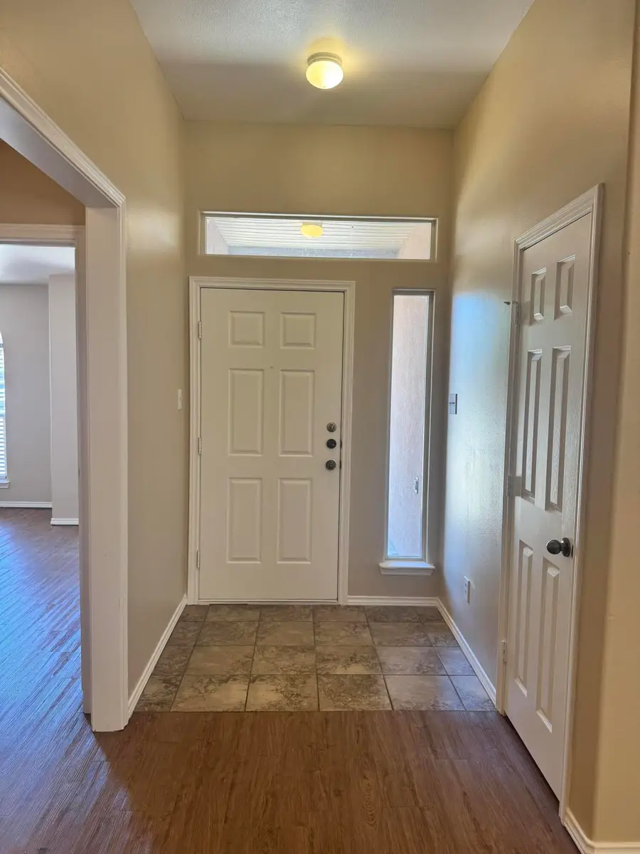 6703 84th Street, Lubbock, TX 79424 - #2