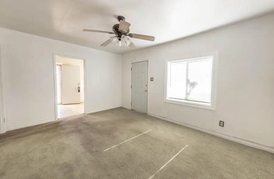 110 Uvalde Avenue, Lubbock, TX 79415 - #2