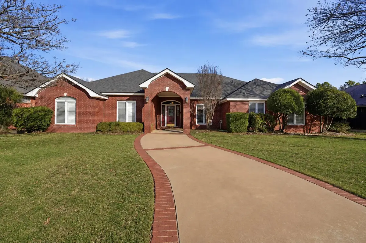 1703 E Casa Linda Lane, Brownfield, TX 79316 - #1