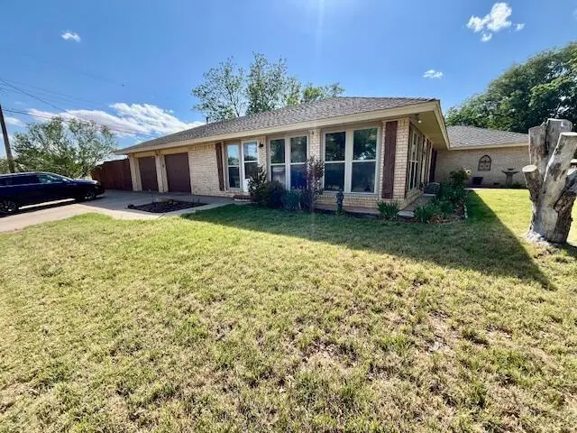 3601 Grandview Street, Plainview, TX 79072 - #3