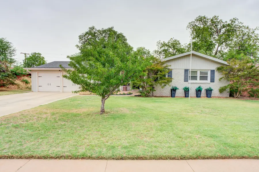 6009 Vernon Avenue, Lubbock, TX 79412 - #2