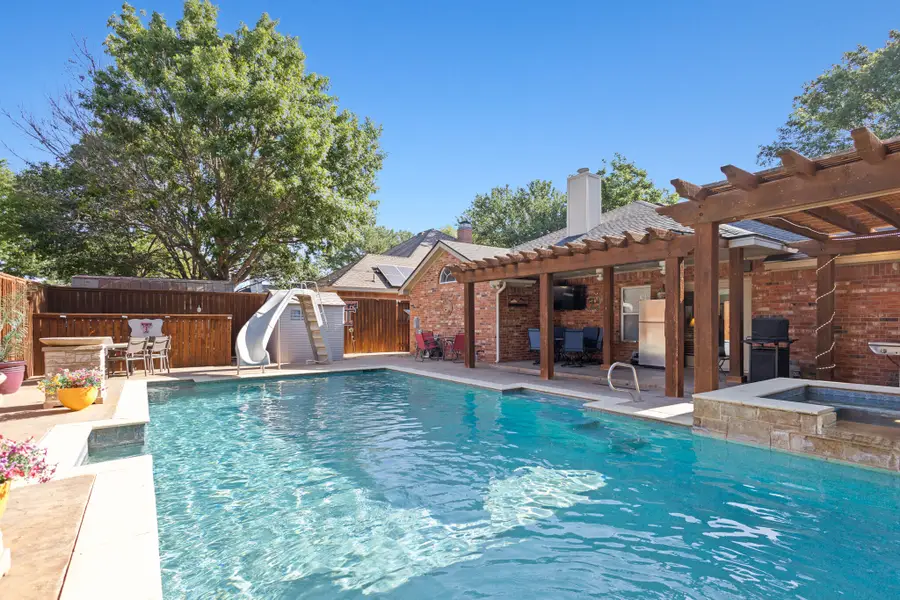 6612 Brentwood Avenue, Lubbock, TX 79424 - #3