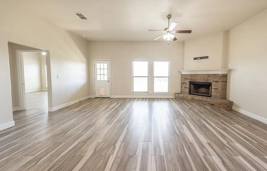 7031 37th Street, Lubbock, TX 79407 - #2