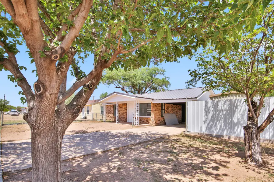 312 N Avenue R, Lubbock, TX 79415 - #3