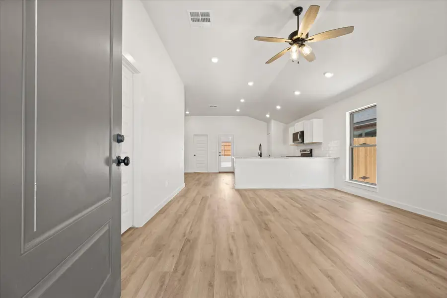2415 Bryan Avenue, Wolfforth, TX 79382 - #3