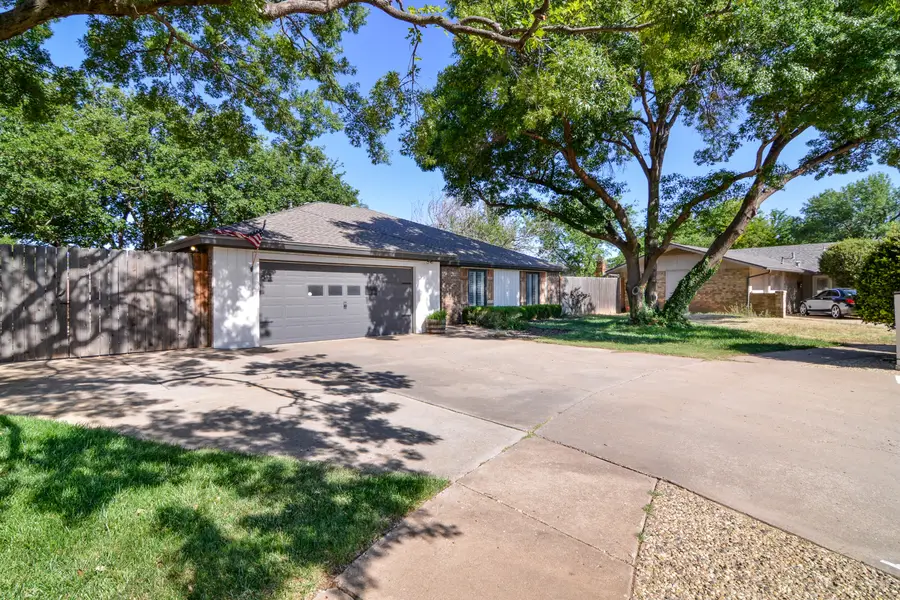 8502 Joliet Avenue, Lubbock, TX 79423 - #2