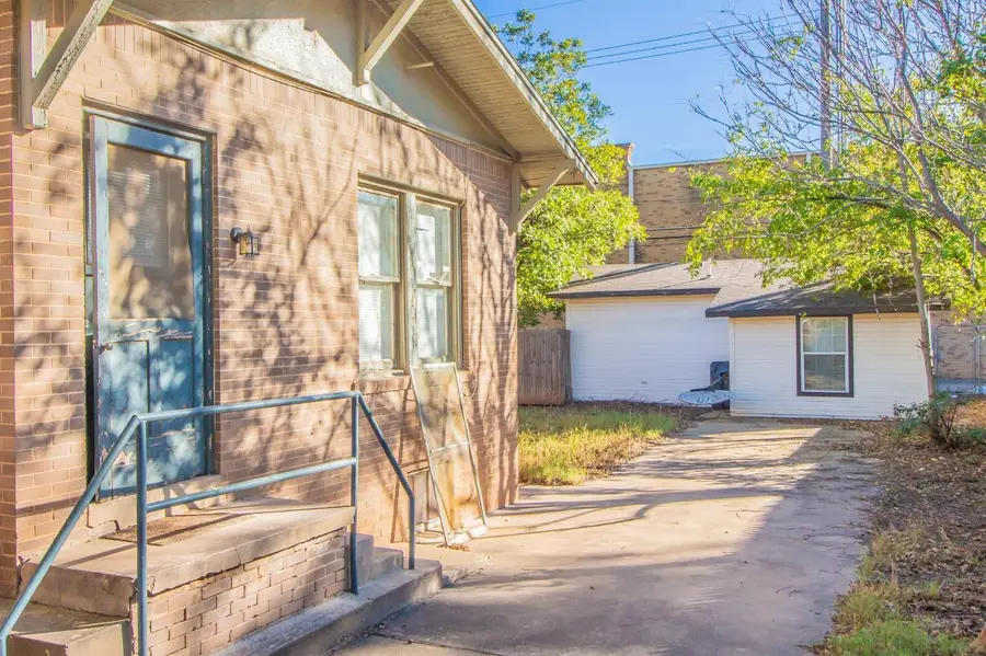 2017 17th Street, Lubbock, TX 79401 - #2
