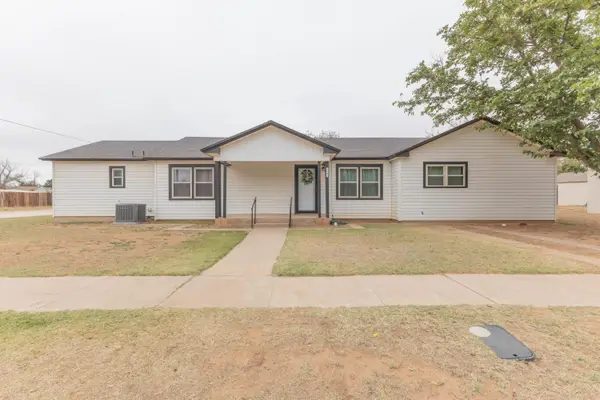 2001 N 6th Street, Tahoka, TX 79373