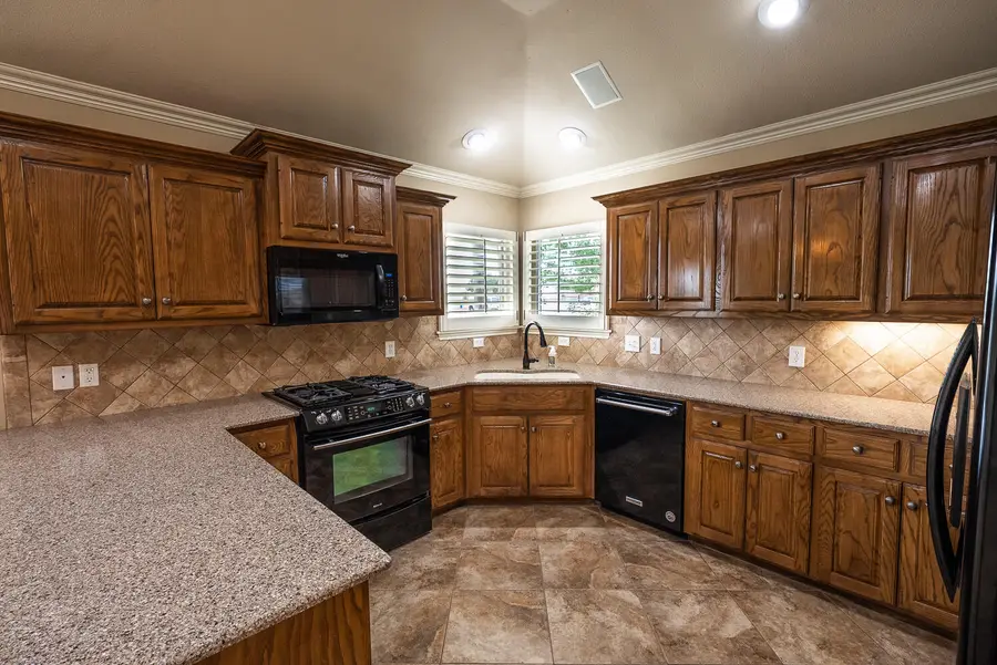 5826 101st Street, Lubbock, TX 79424 - #3