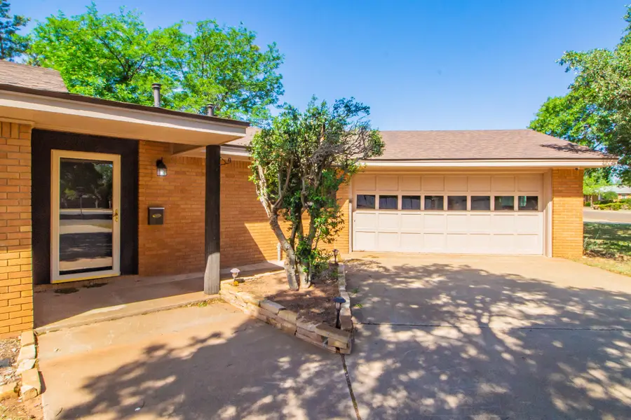 1608 E Buckley Street, Brownfield, TX 79316 - #3