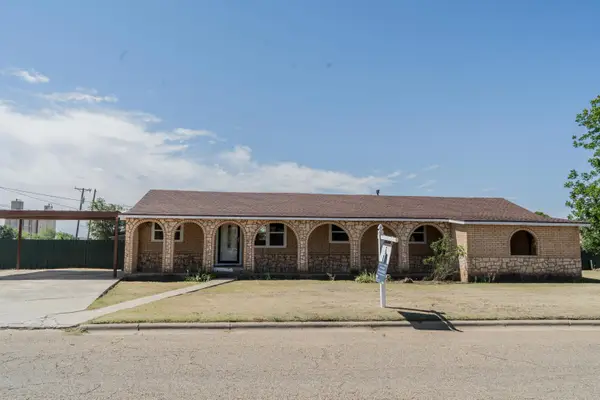 402 E 9th Street, Plainview, TX 79072