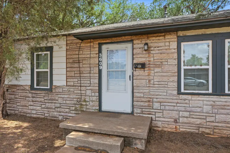 3609 32nd Street, Lubbock, TX 79410 - #2