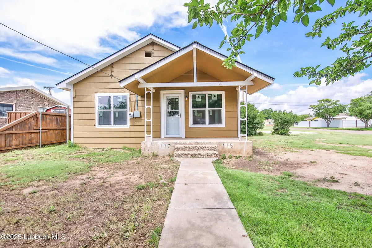 115 Yonkers Street, Plainview, TX 79072 - #1
