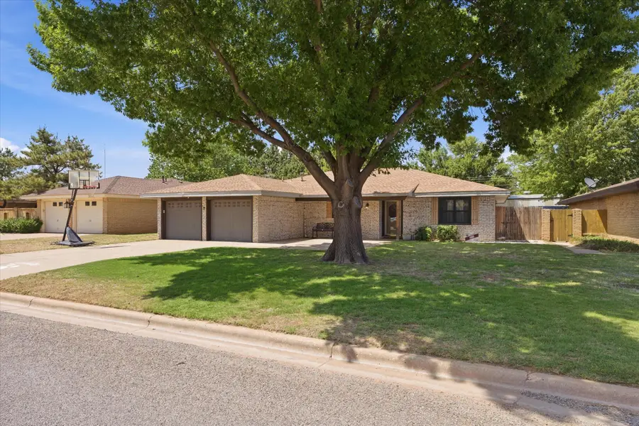 107 E 26th Street, Littlefield, TX 79339 - #2
