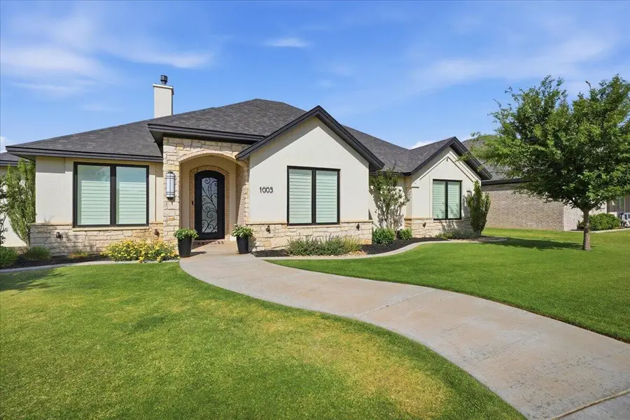 1005 Buckingham Avenue, Wolfforth, TX 79382 - #3