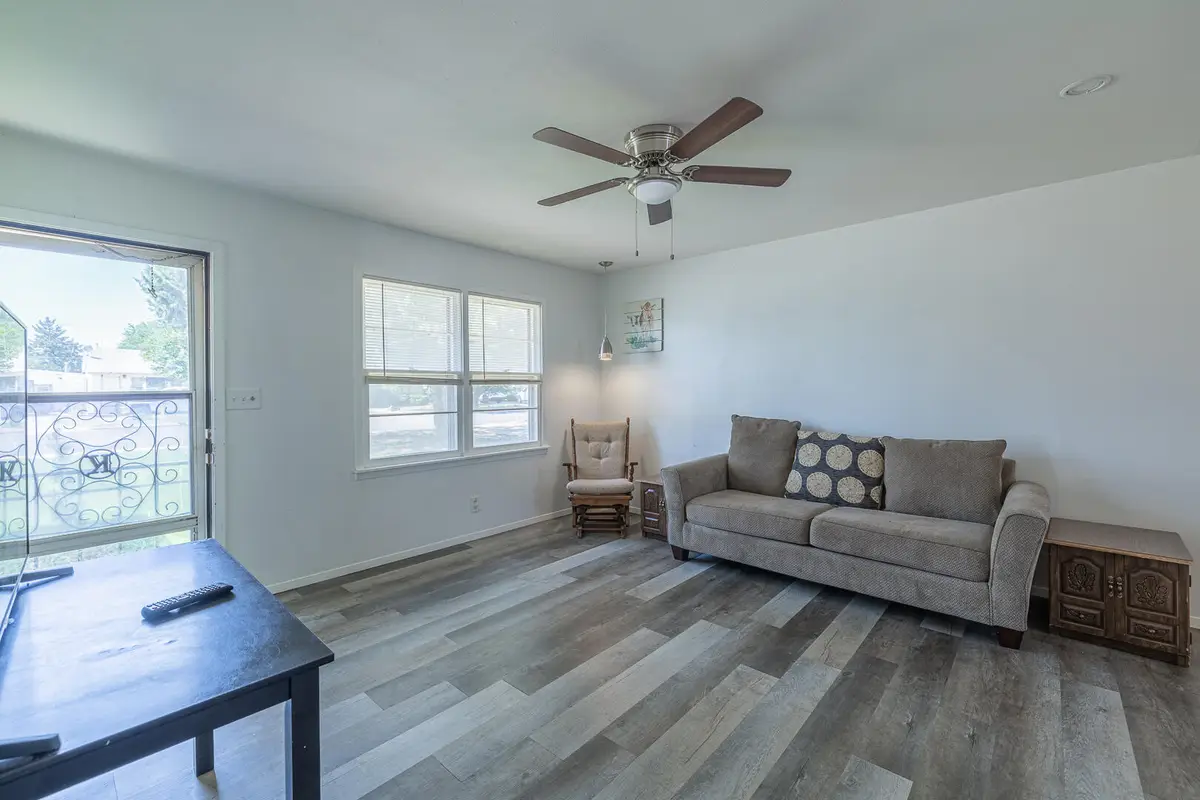 1030 W Dickens Street, Slaton, TX 79364 - #1