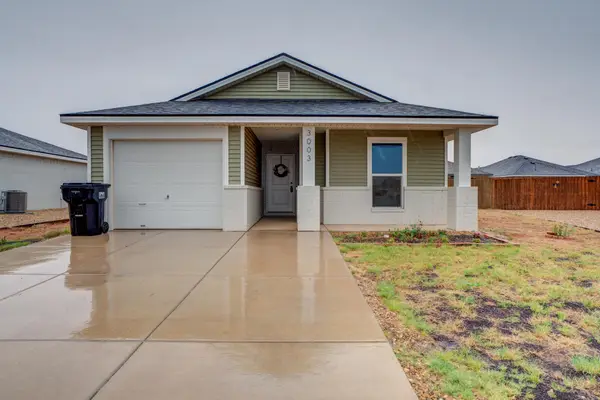 3003 Aberdeen Avenue, Wolfforth, TX 79382