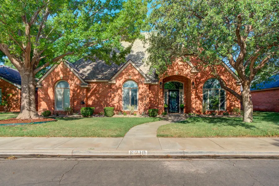 8210 Dover Avenue, Lubbock, TX 79424 - #2
