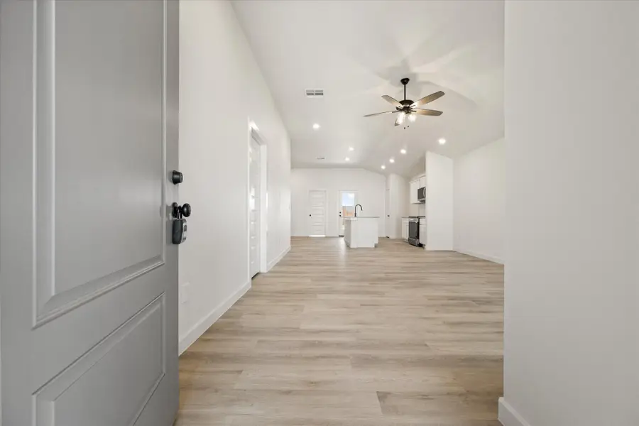 6314 Venita Avenue, Lubbock, TX 79407 - #3