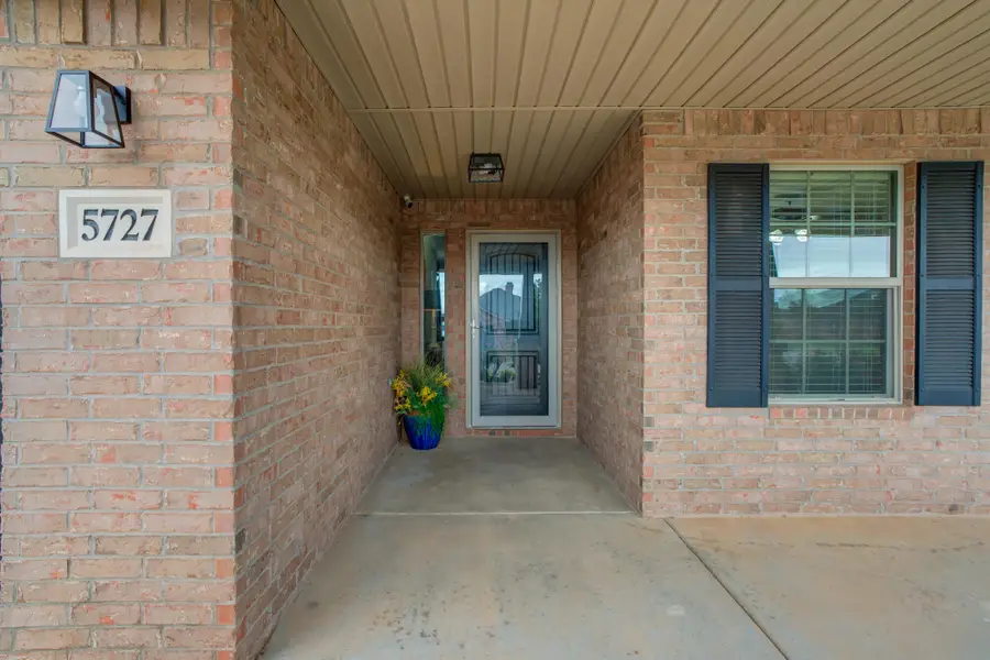 5727 109th Street, Lubbock, TX 79424 - #2