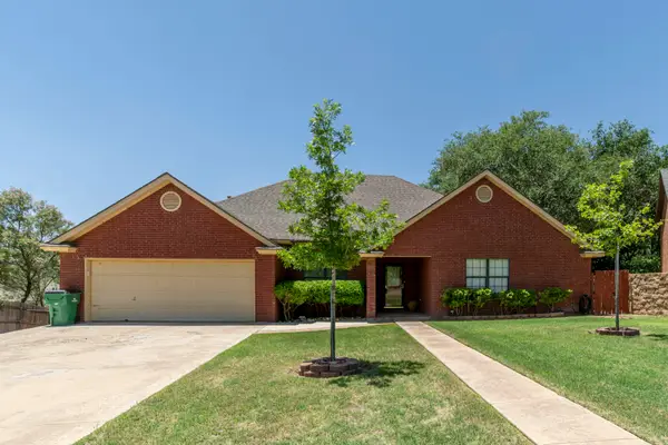 31 Arapaho Road, Ransom Canyon, TX 79366
