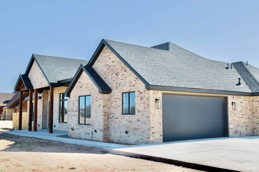 7211 W 12th Street, Plainview, TX 79072 - #3