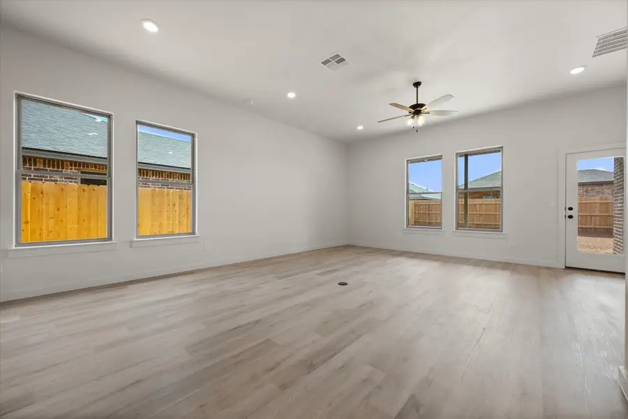 2001 Durham Avenue, Wolfforth, TX 79382 - #3