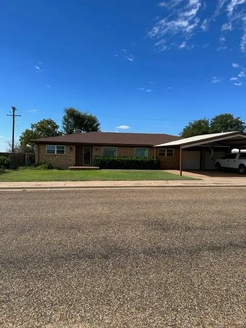 1305 S Pecos Street, Brownfield, TX 79316 - #1
